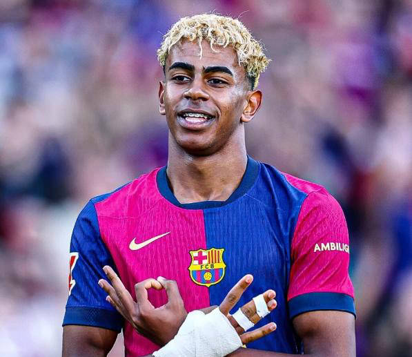 内马尔新战靴 内马尔新战靴