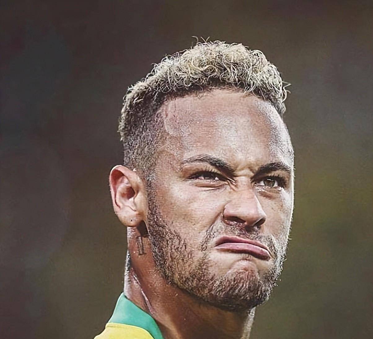 关于内马尔新星精彩发挥表现惊艳,C9未来可期!的信息 关于内马尔新星精彩发挥表现惊艳,C9未来可期!的信息